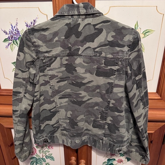 Denim Camo Jacket by BKE - Picture 4 of 6